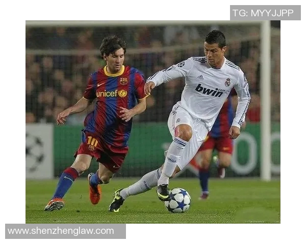 以梅西、C罗等足球巨星为例探讨他们在不同俱乐部的停留与职业生涯影响